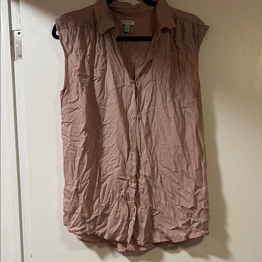 A New Day Pink Sleeveless Button Down Blouse